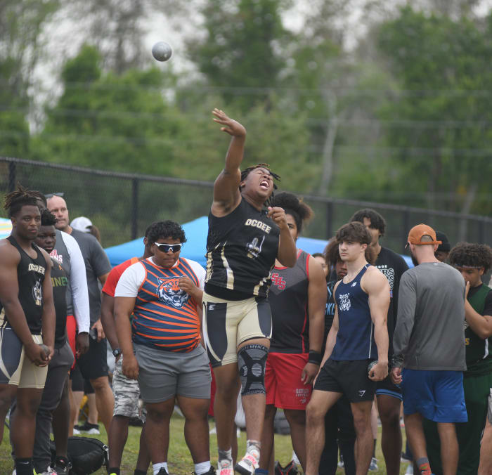 2B3E0612-5D99-4DFF-9D49-2F314375B4C5